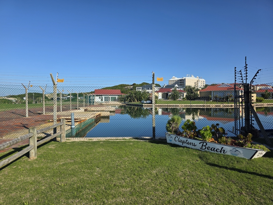 3 Bedroom Property for Sale in Marina Martinique Eastern Cape